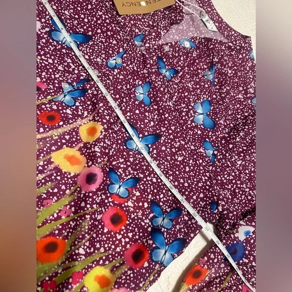 Pretty Spring Button Down Blouse - Picture 8 of 10